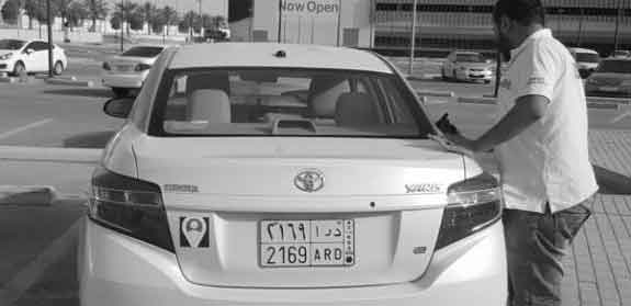 iDrive-airport-crop-bw-